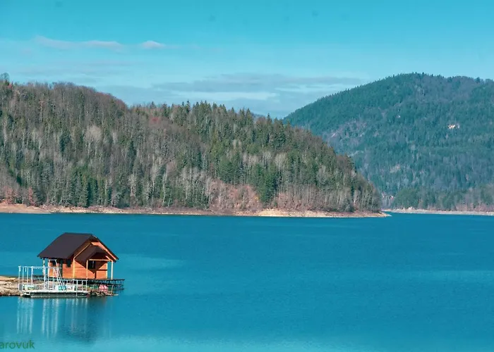 Tarovuk 샬레 Zaovine